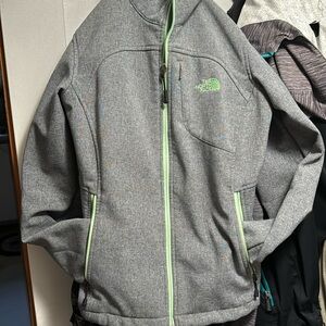 Northface Women’s medium soft shell jacket